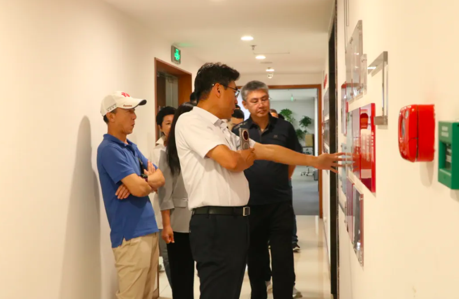 31751939556_.pic.jpg 31751939556_.pic.jpg